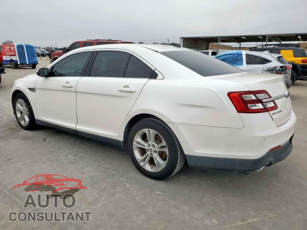 FORD TAURUS 2015 - 1FAHP2E85FG148868