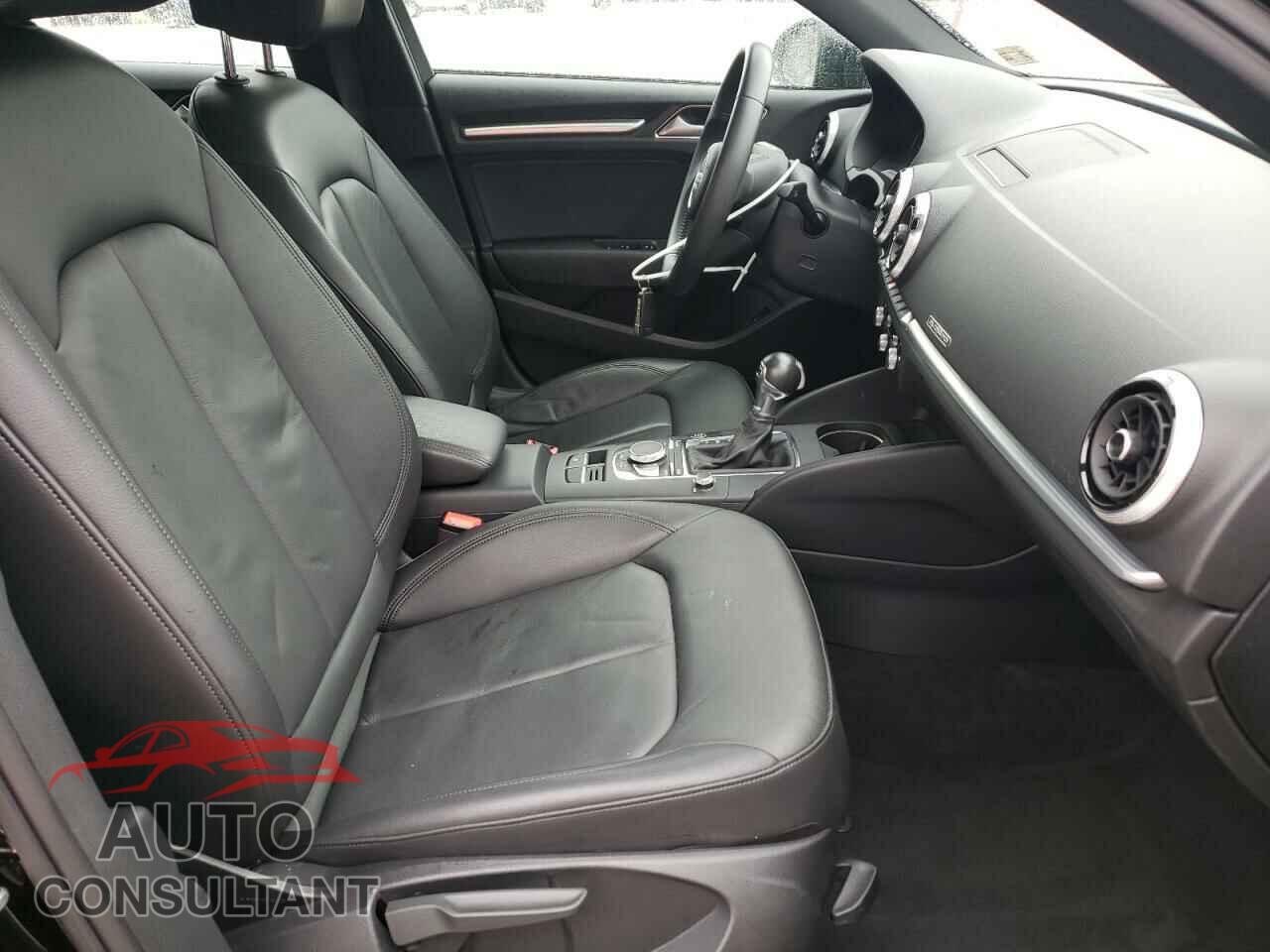 AUDI A3 2020 - WAUBEGFF7LA043227