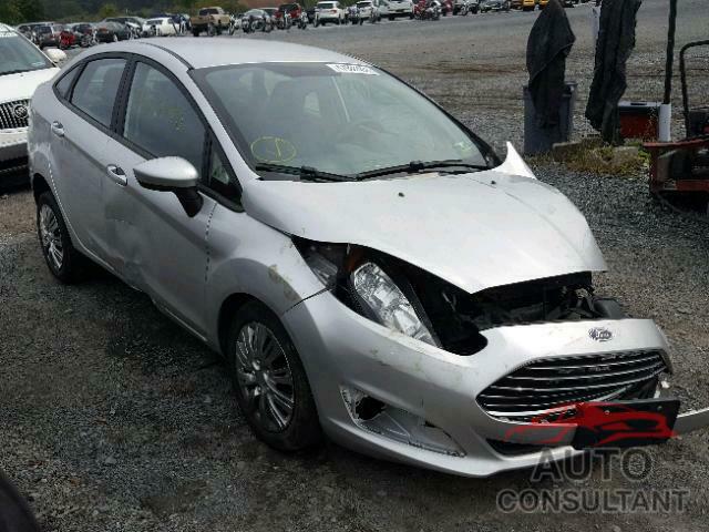 FORD FIESTA 2015 - 3FADP4AJ3FM198273
