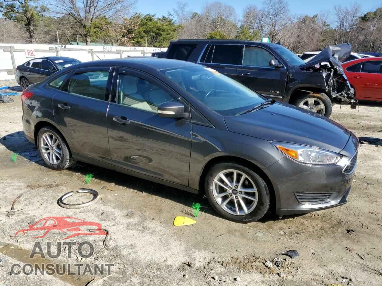 FORD FOCUS 2017 - 1FADP3F23HL227464