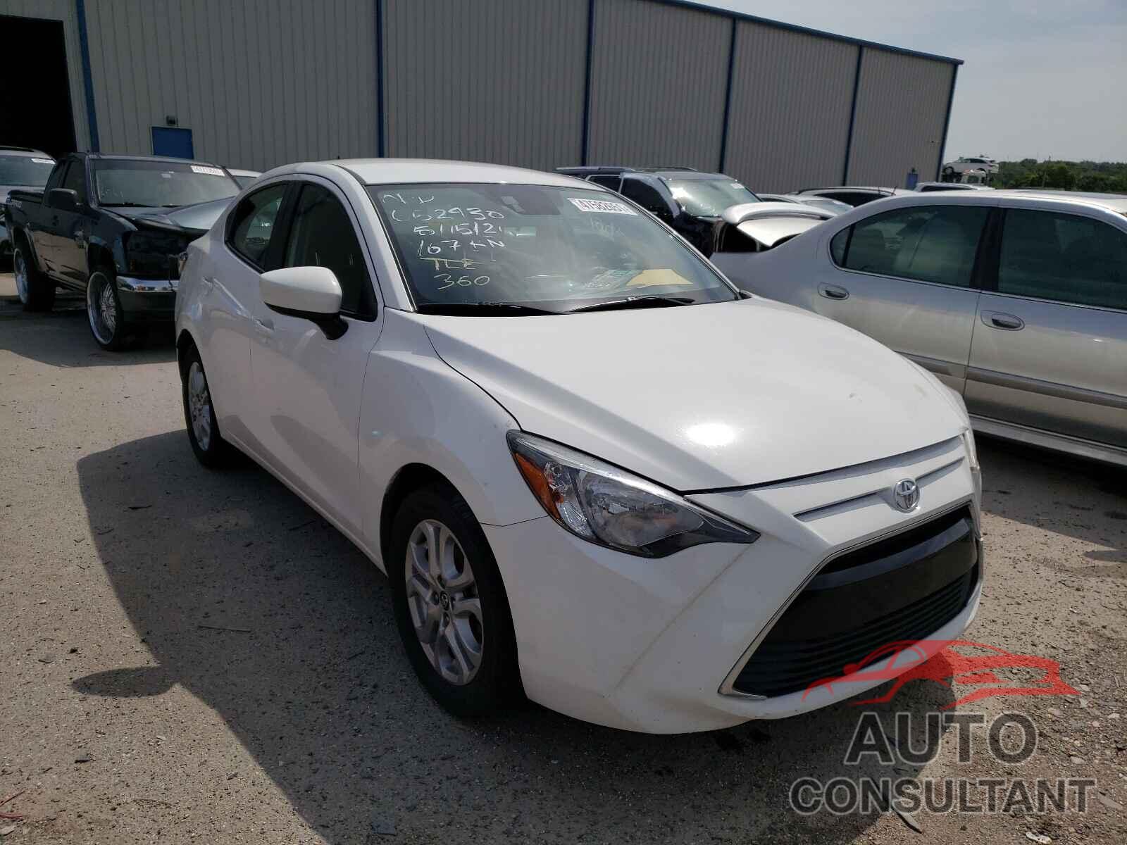 TOYOTA YARIS 2018 - 3MYDLBYV9JY308538