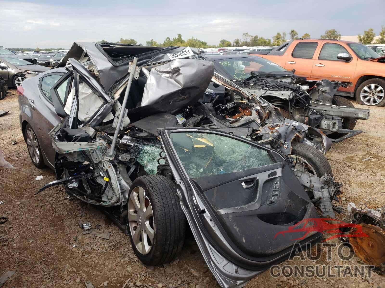 HYUNDAI ELANTRA 2011 - KMHDH4AE3BU083278