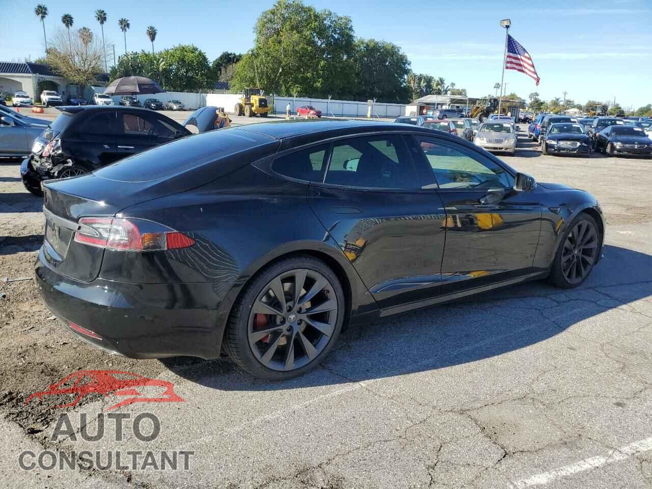 TESLA MODEL S 2018 - 5YJSA1E29JF271597