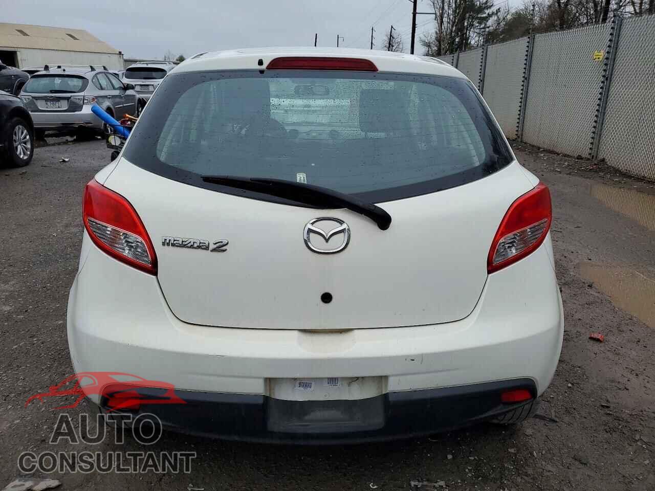 MAZDA 2 2014 - JM1DE1KY0E0187775