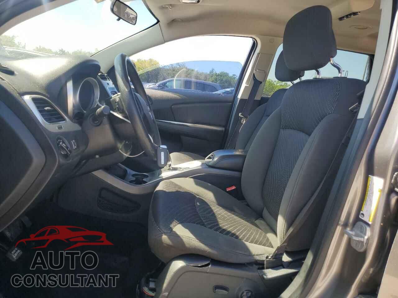 DODGE JOURNEY 2012 - 3C4PDCBG9CT220663
