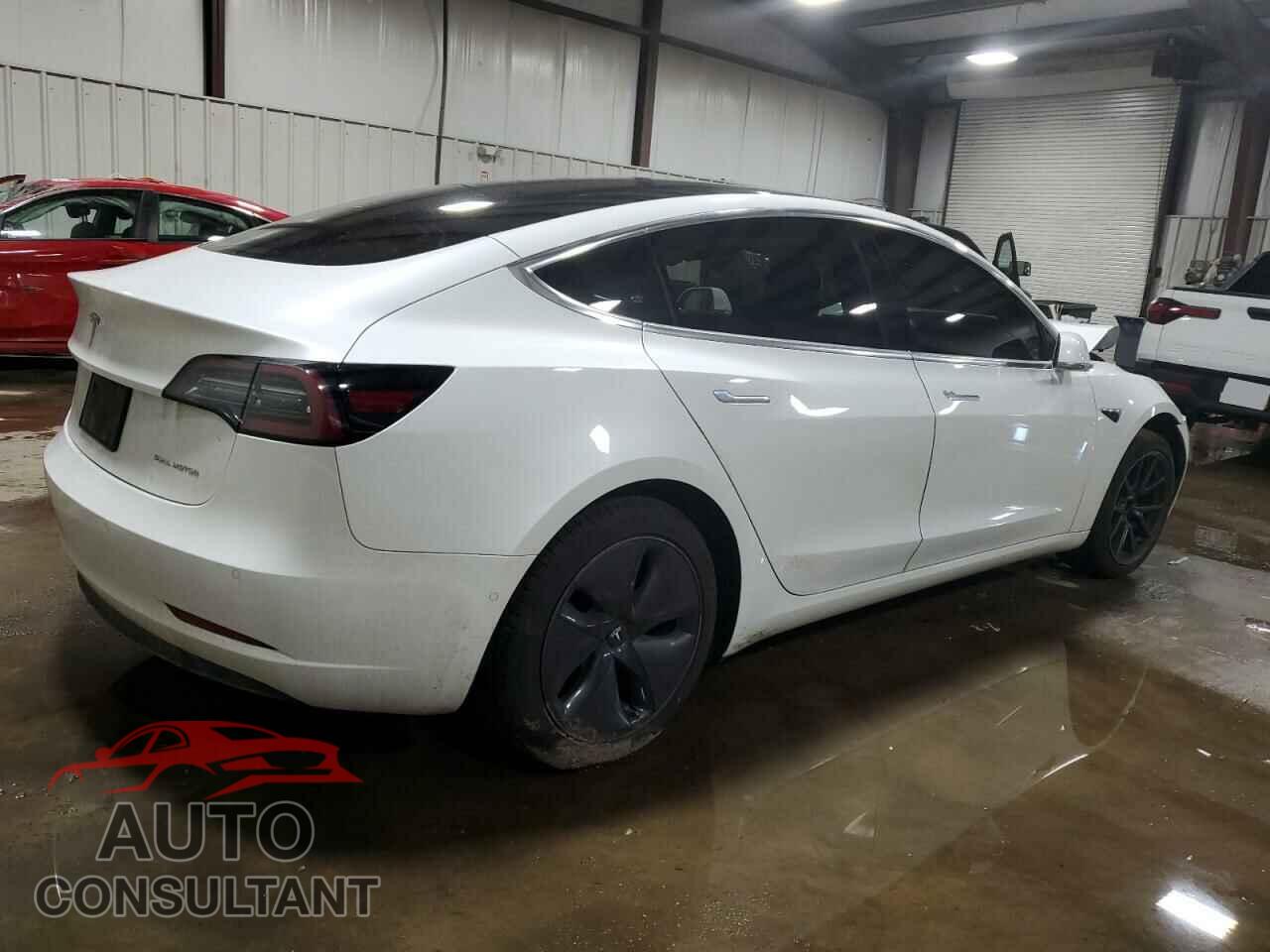 TESLA MODEL 3 2019 - 5YJ3E1EB2KF365198