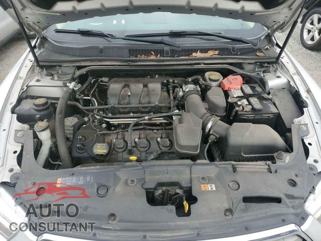 FORD TAURUS 2013 - 1FAHP2E85DG122428