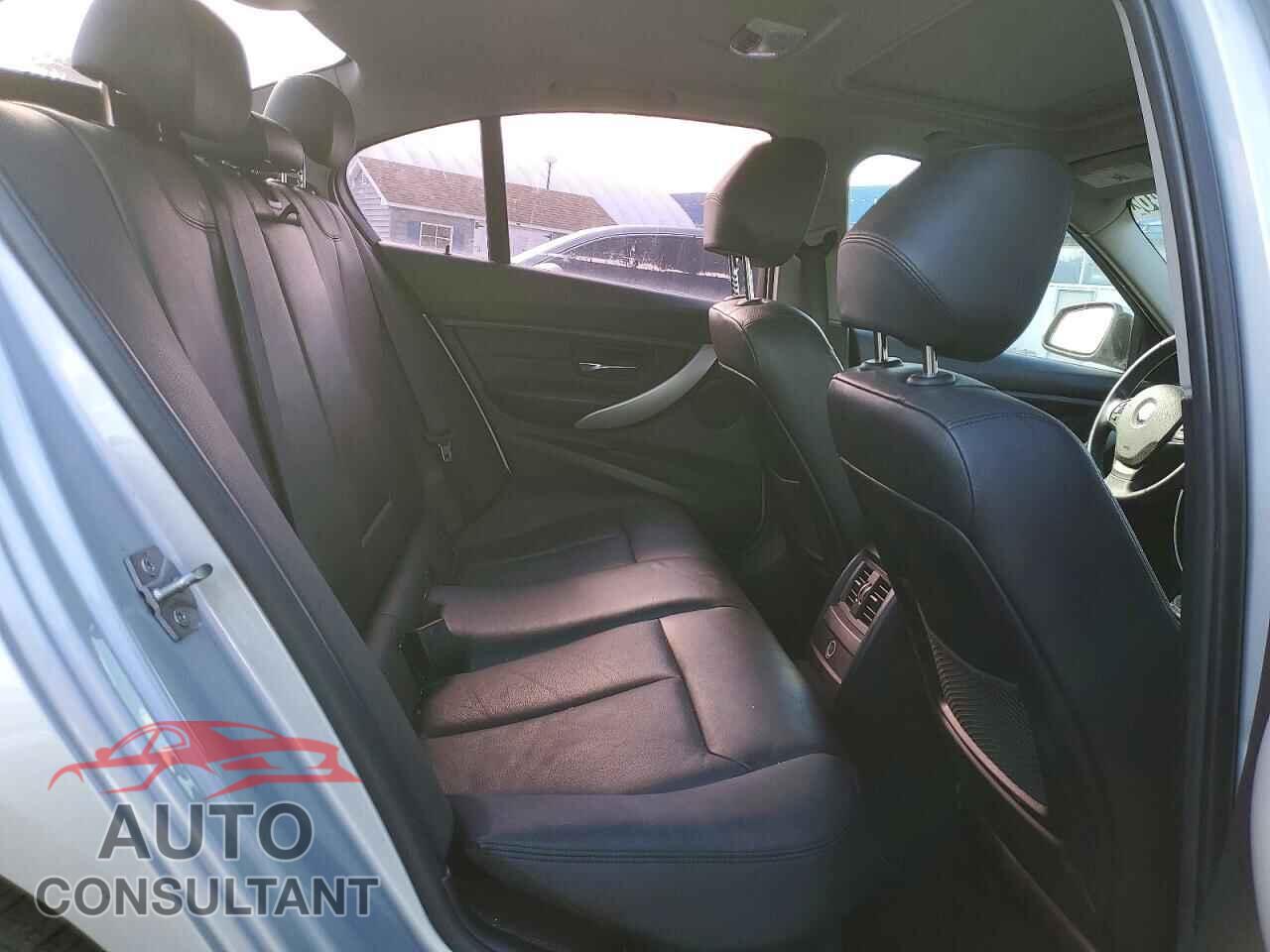 BMW 3 SERIES 2013 - WBA3B5C55DF594063