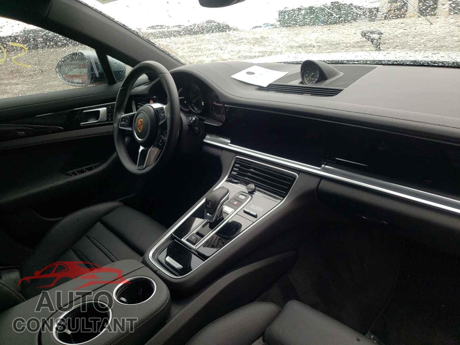 PORSCHE PANAMERA 2020 - WP0AE2A70LL130893