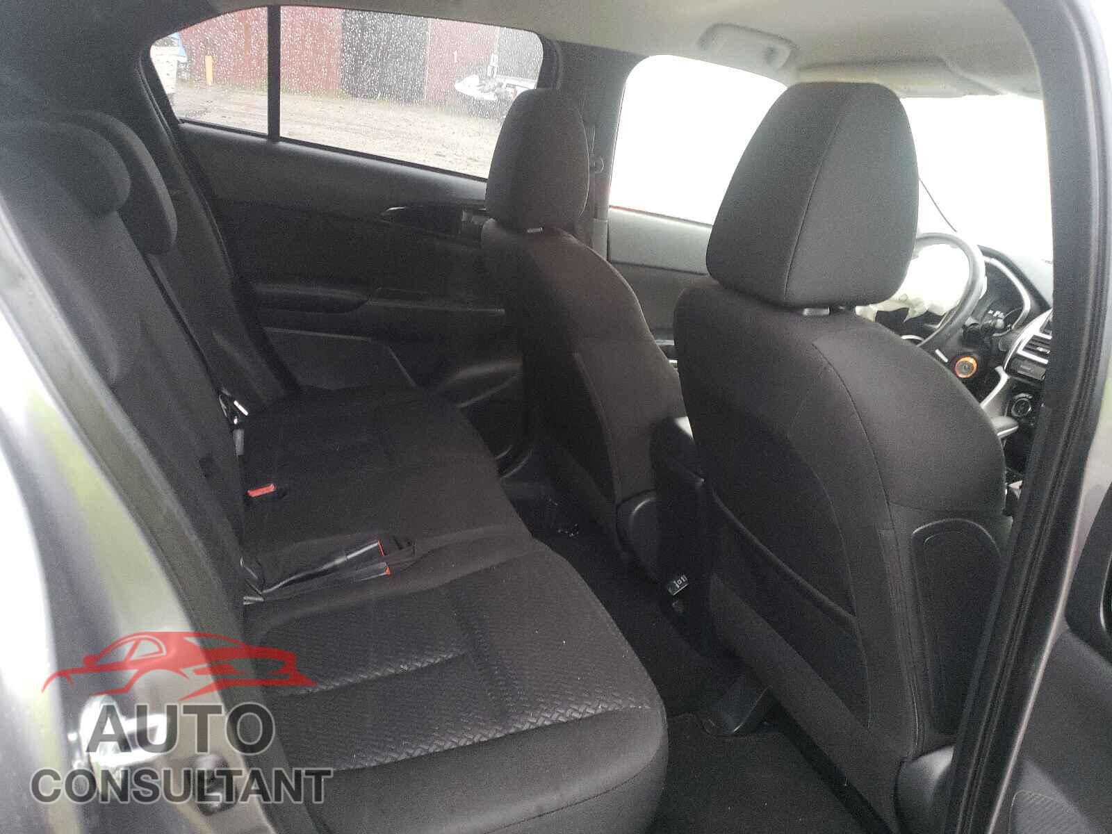 MITSUBISHI ECLIPSE 2018 - JA4AT3AA1JZ065709