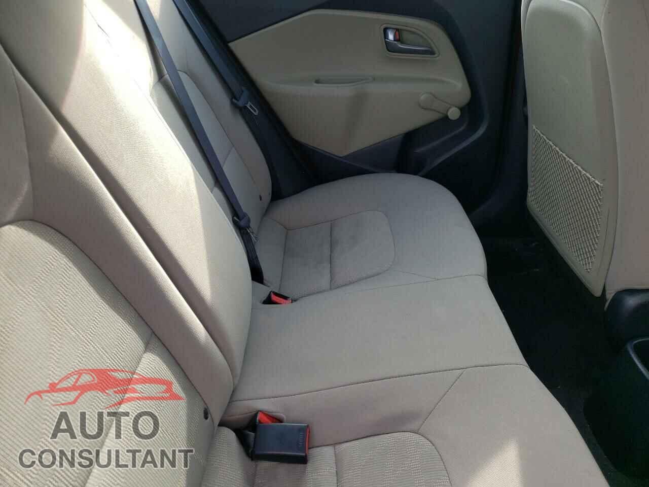 KIA RIO 2017 - KNADM4A37H6038644