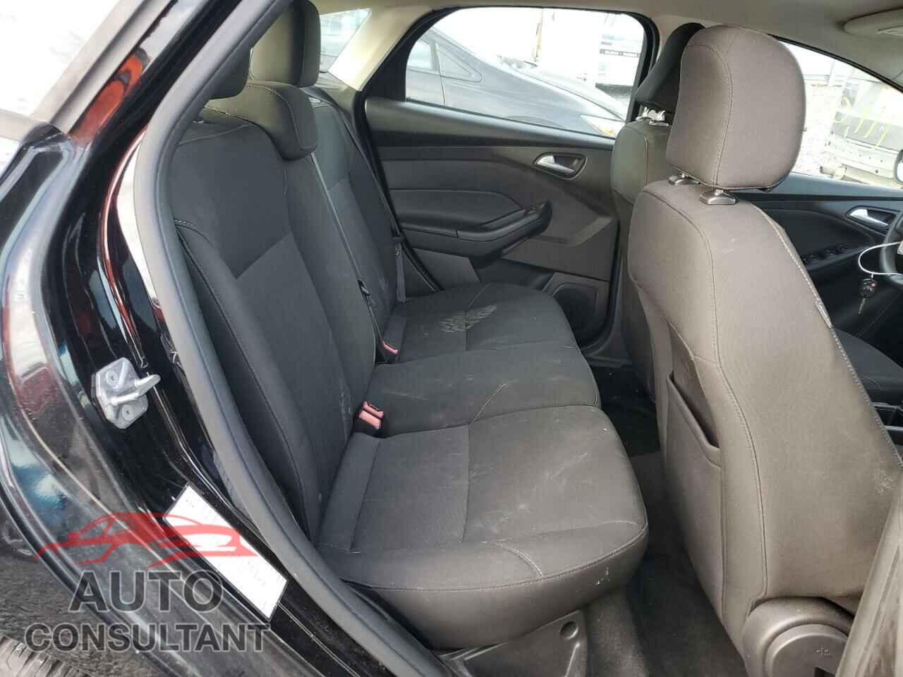 FORD FOCUS 2016 - 1FADP3K29GL239316