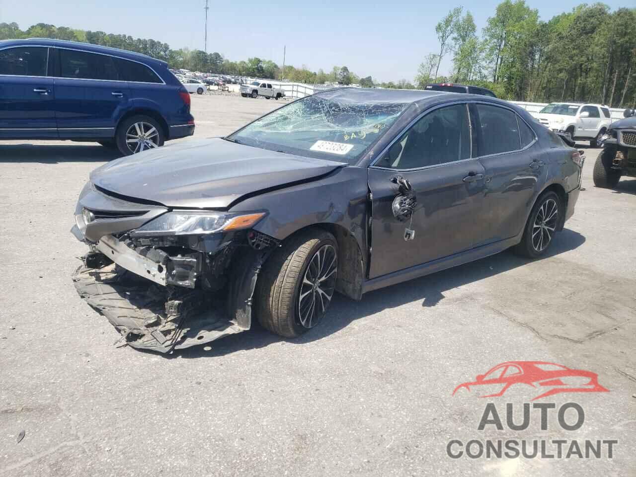 TOYOTA CAMRY 2018 - 4T1B11HK7JU057366