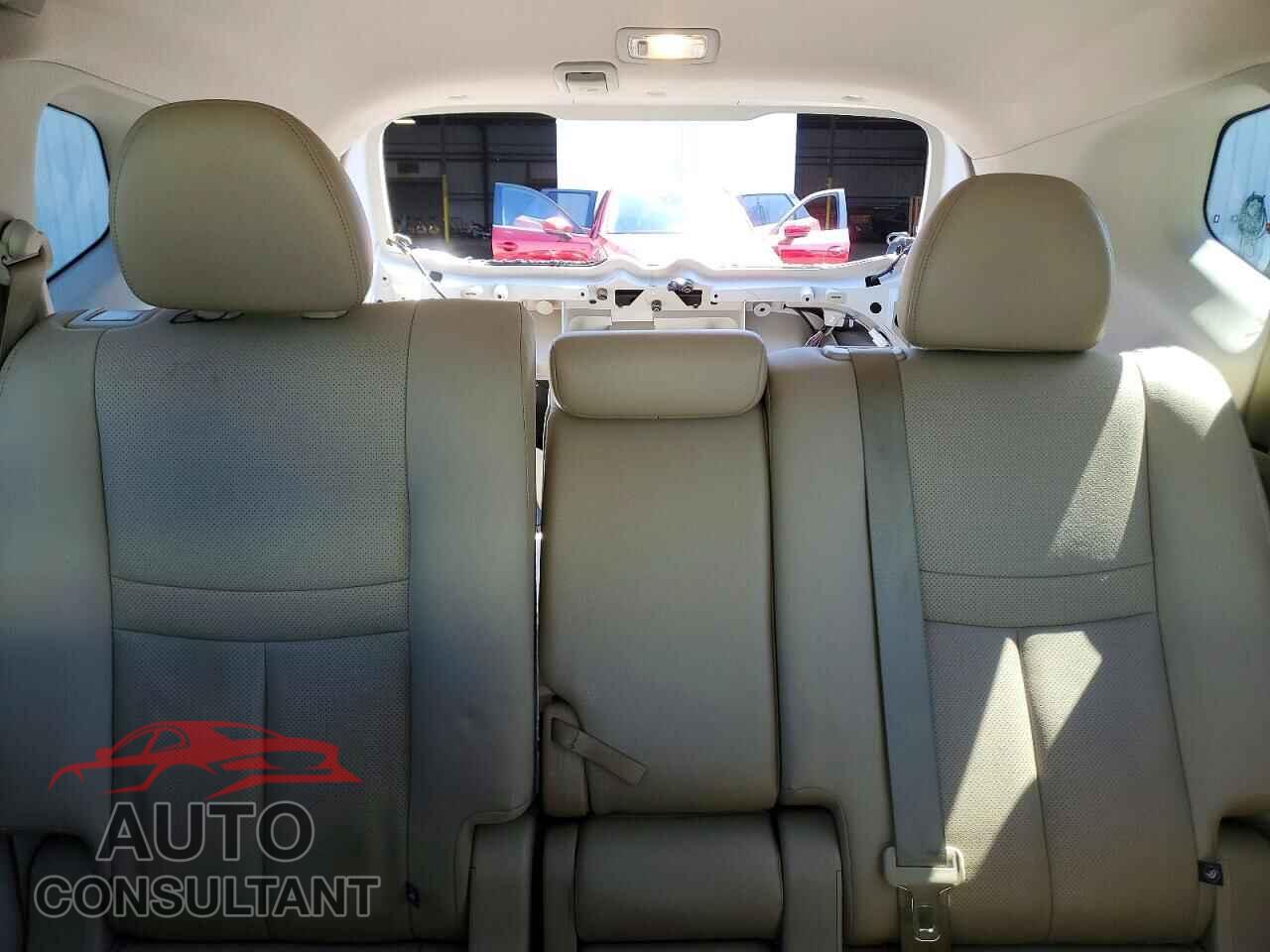 NISSAN ROGUE 2017 - 5N1AT2MT2HC847636