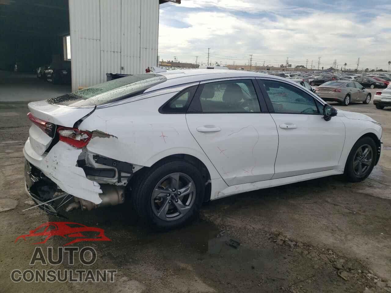 KIA K5 2022 - 5XXG14J24NG153473