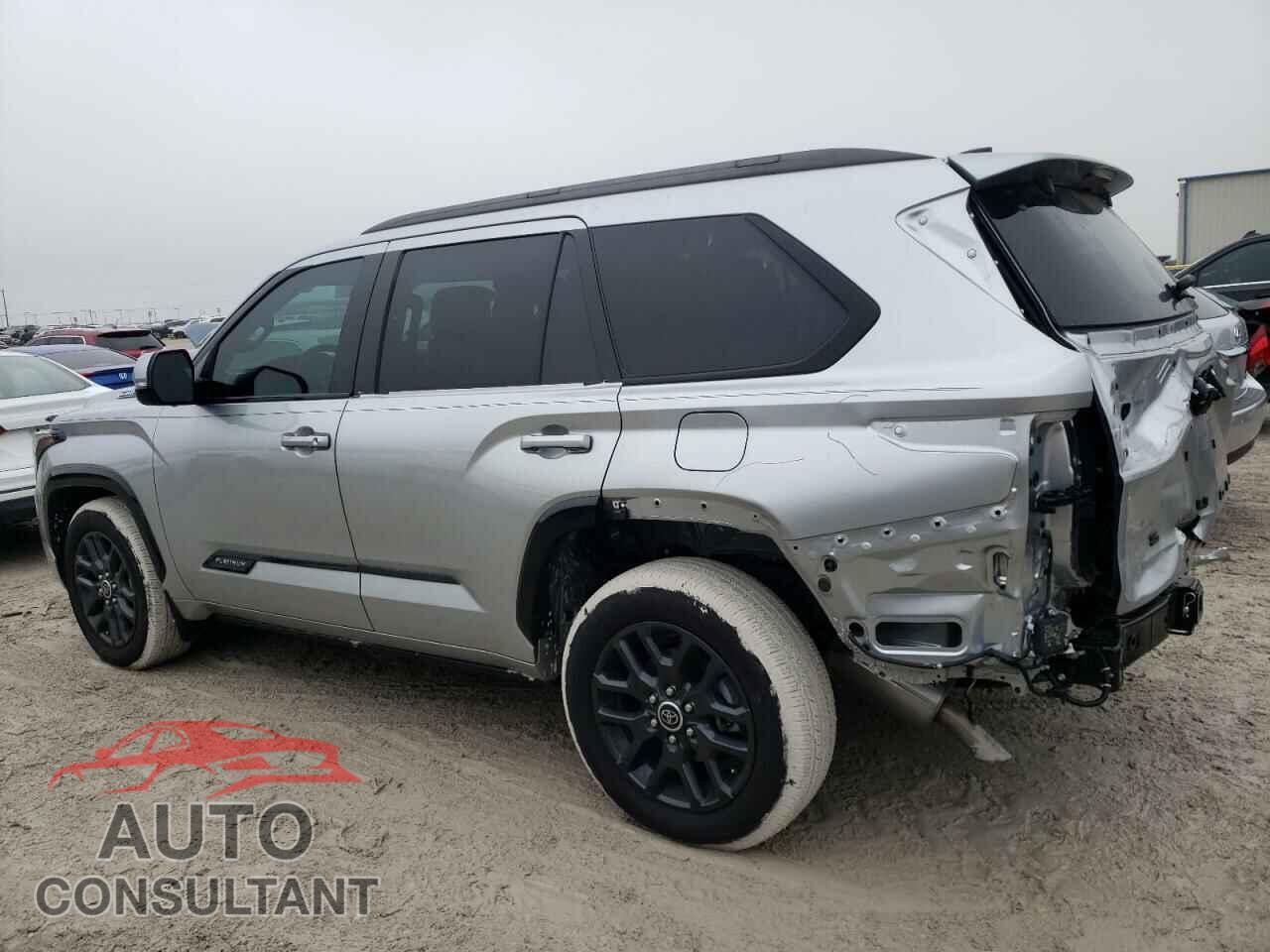 TOYOTA SEQUOIA 2023 - 7SVAAABA5PX018708