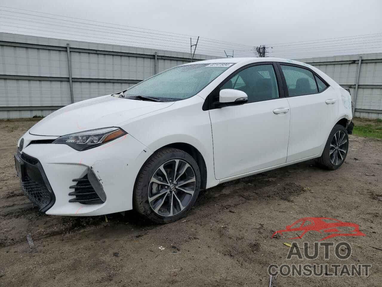 TOYOTA COROLLA 2018 - 5YFBURHE9JP768472