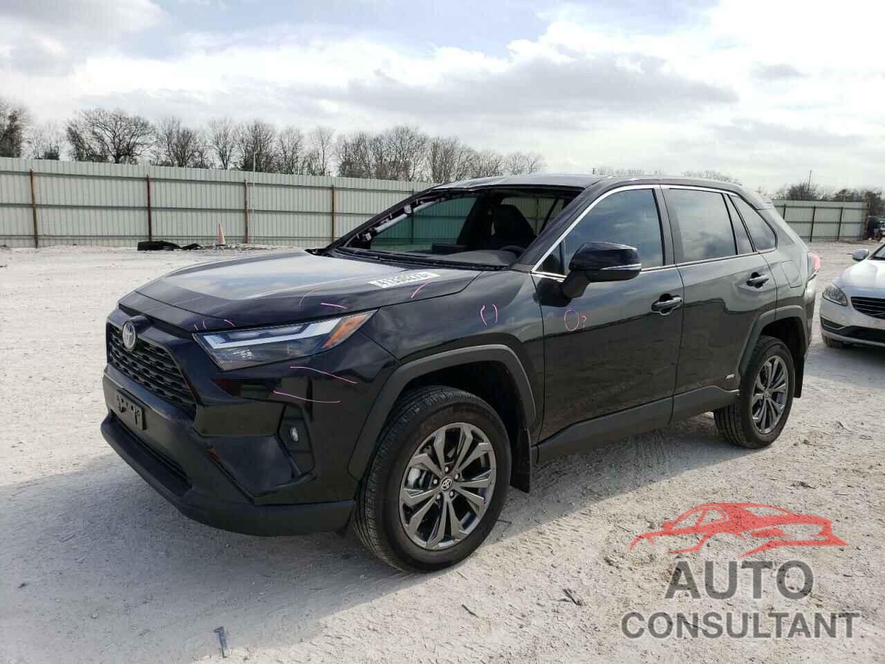 TOYOTA RAV4 2022 - 4T3B6RFV1NU082824