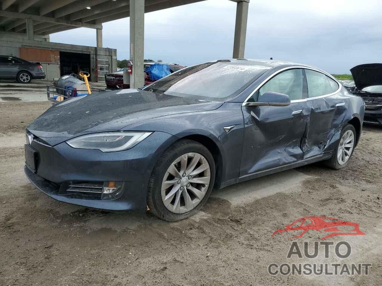 TESLA MODEL S 2018 - 5YJSA1E26JF261836