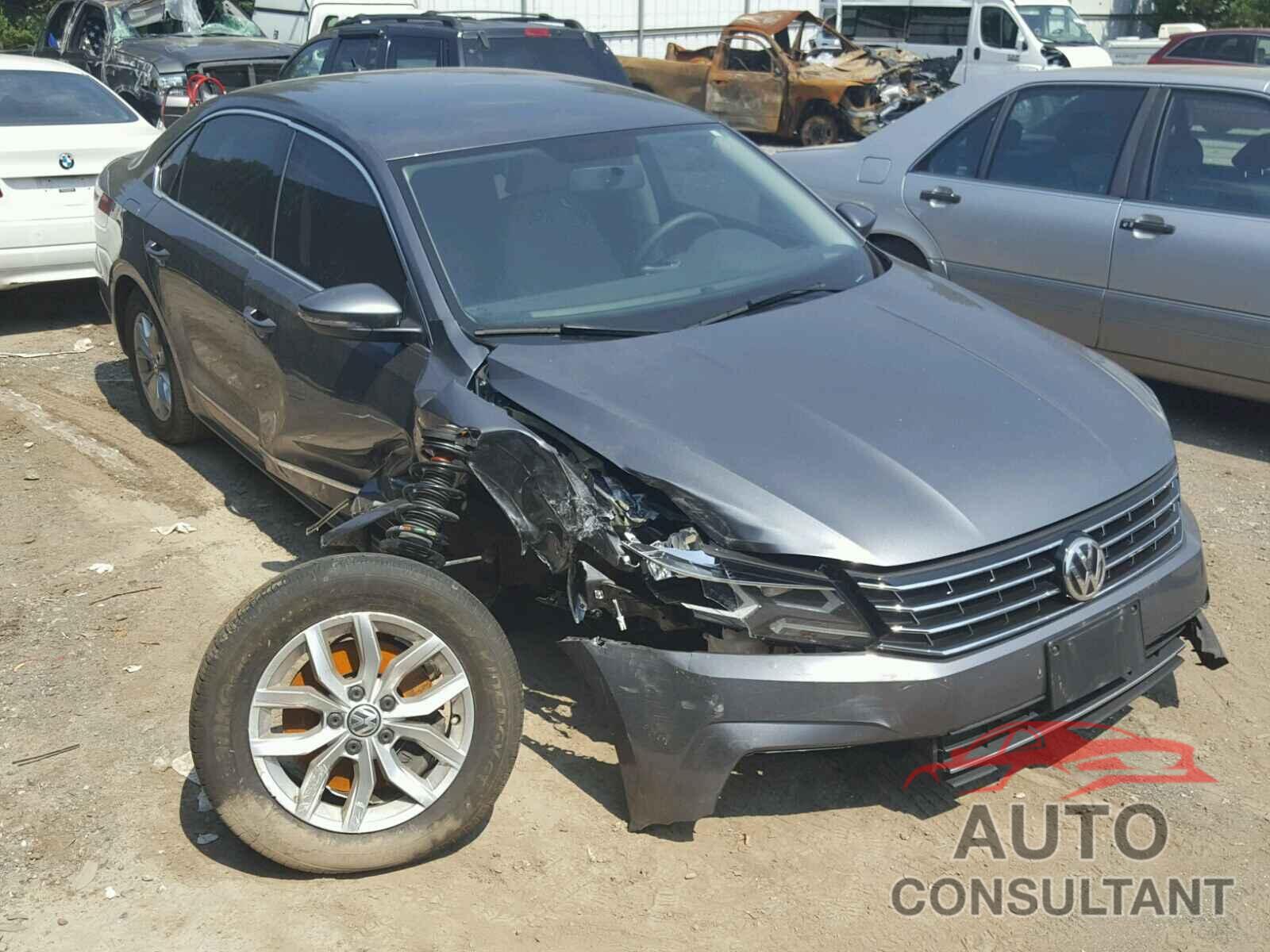 VOLKSWAGEN PASSAT 2017 - 1VWAT7A35HC037193