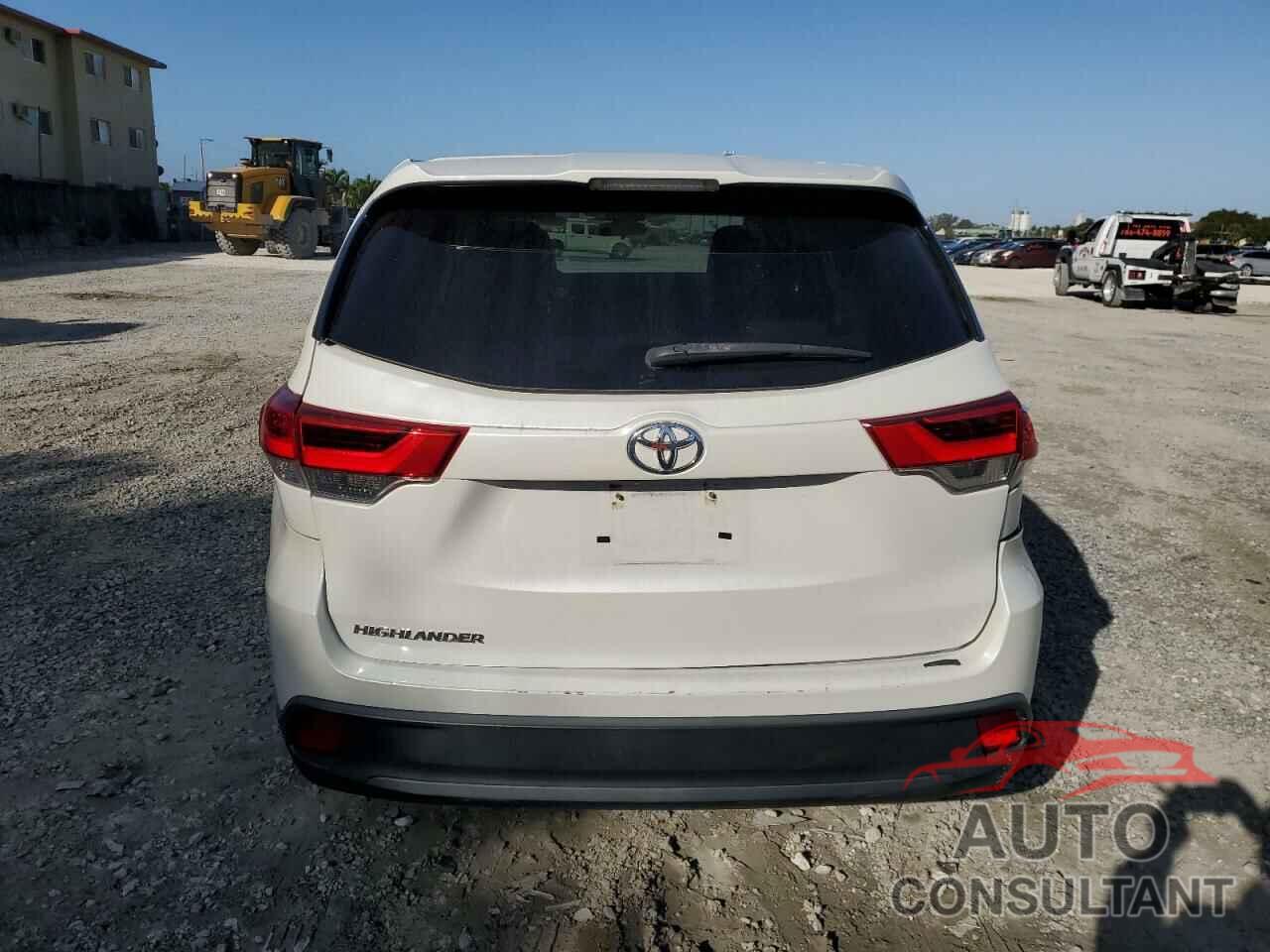 TOYOTA HIGHLANDER 2019 - 5TDZARFH6KS057521