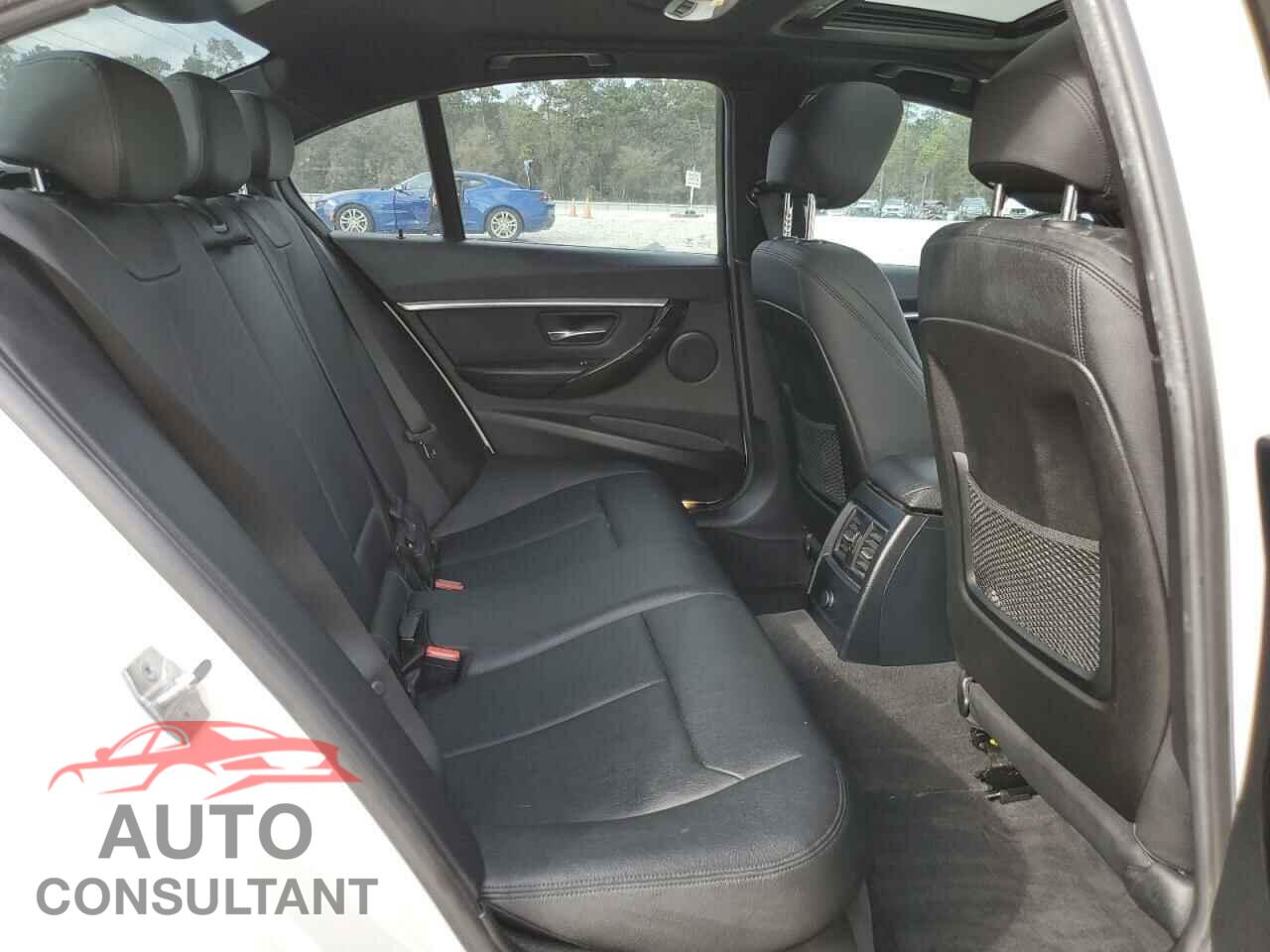 BMW 3 SERIES 2016 - WBA8E9G58GNU28077