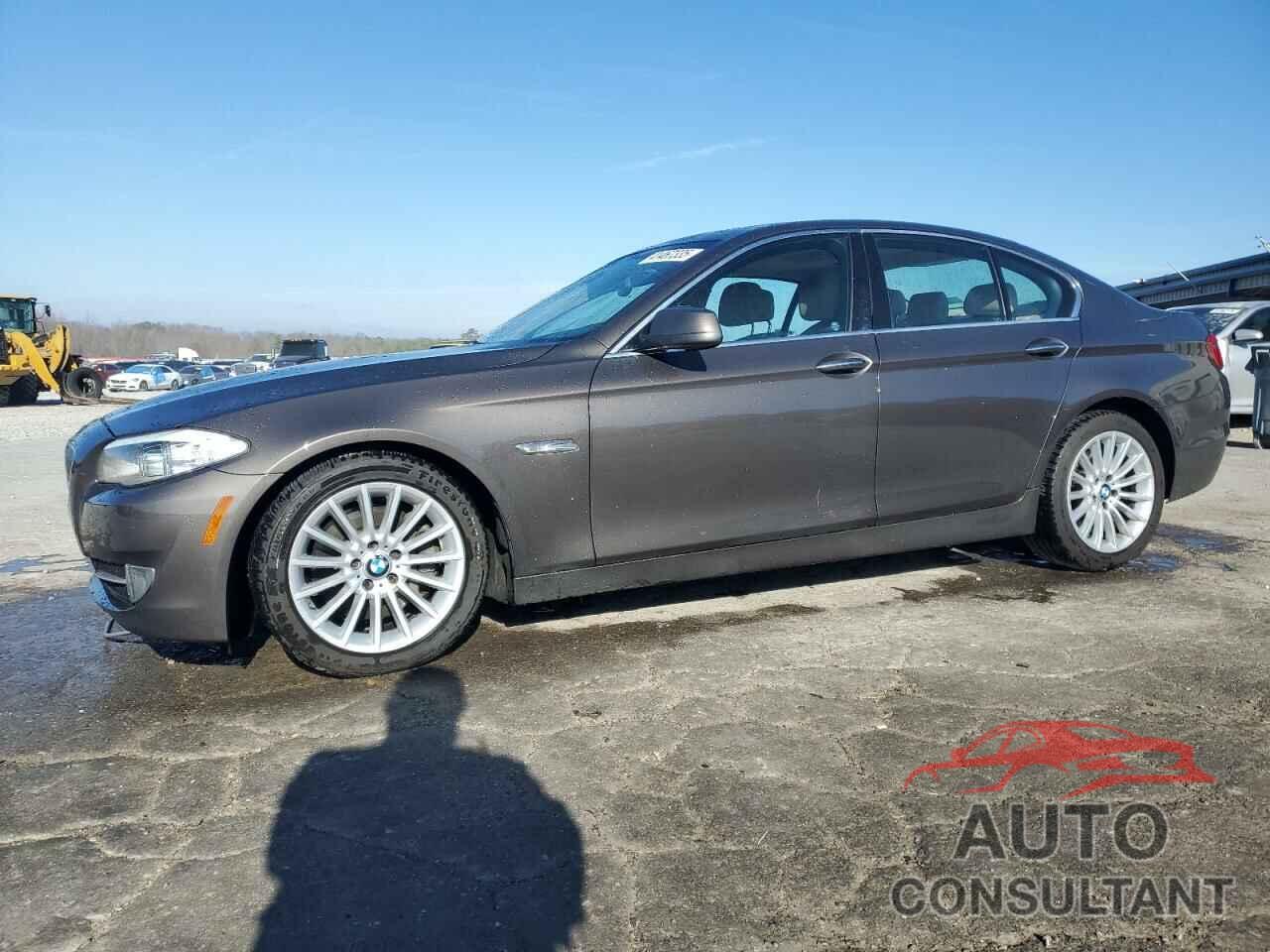 BMW 5 SERIES 2011 - WBAFR7C55BC806155