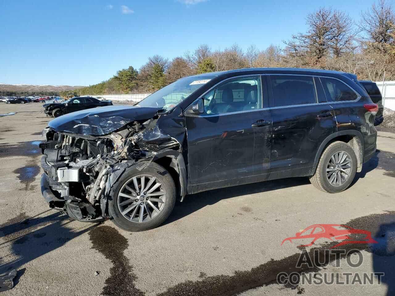 TOYOTA HIGHLANDER 2018 - 5TDJZRFH8JS901918