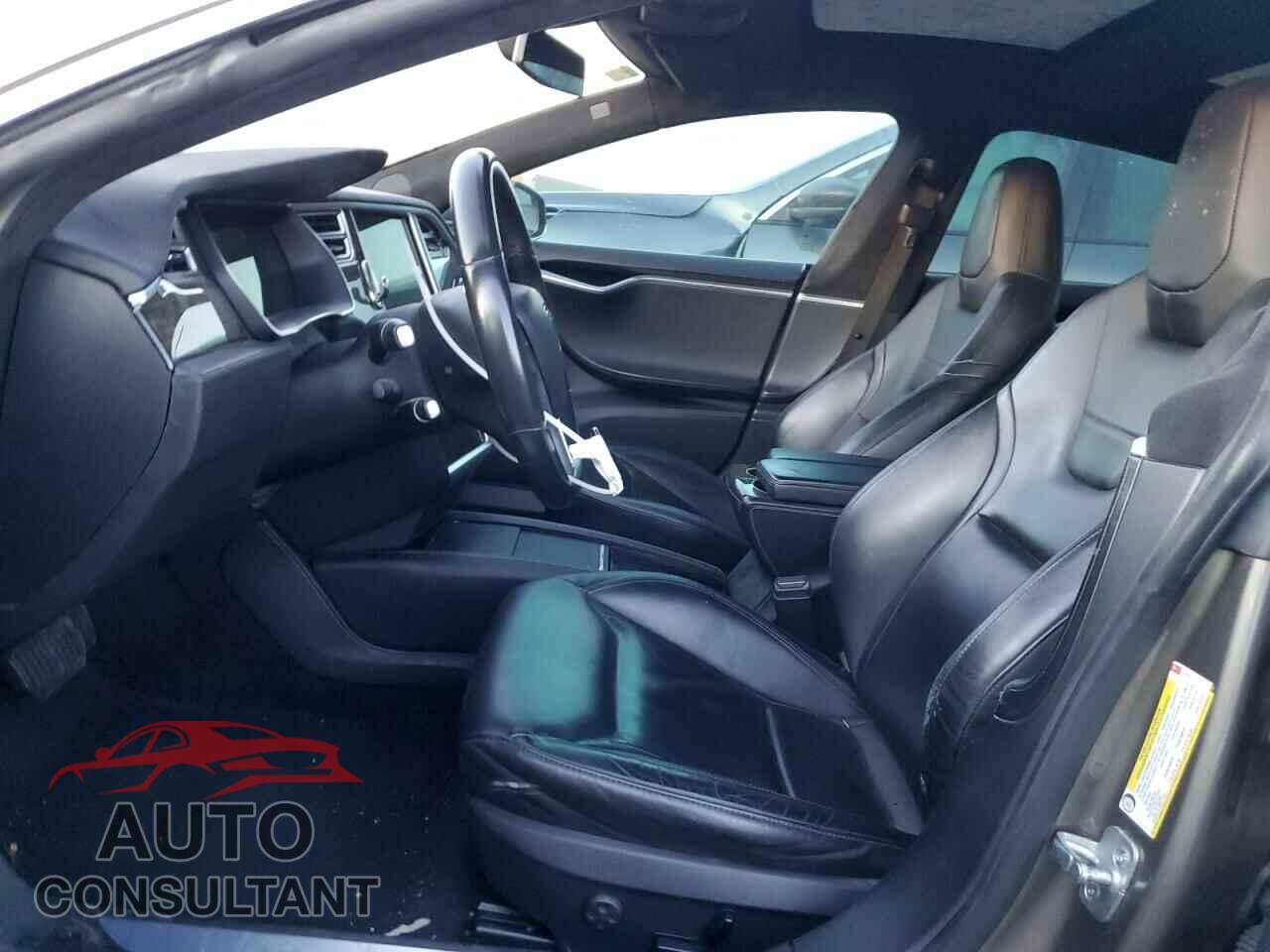 TESLA MODEL S 2015 - 5YJSA1E24FF115121