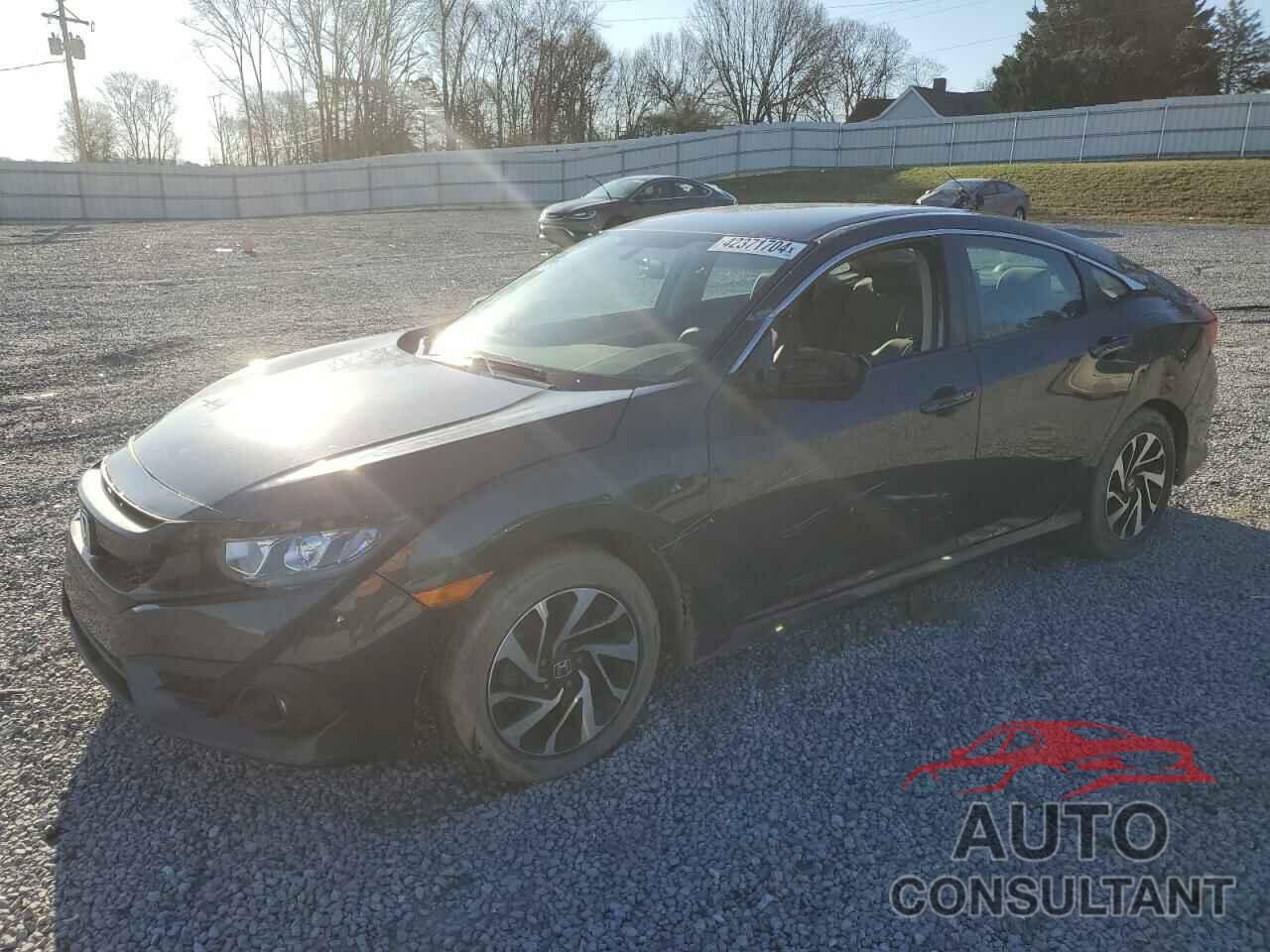 HONDA CIVIC 2018 - 19XFC2F57JE024787