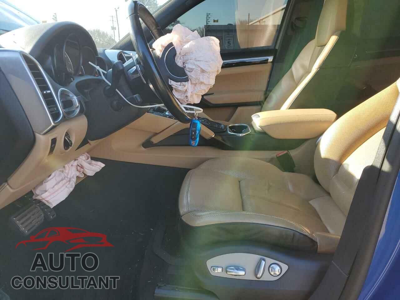 PORSCHE CAYENNE 2017 - WP1AB2A20HLA52392