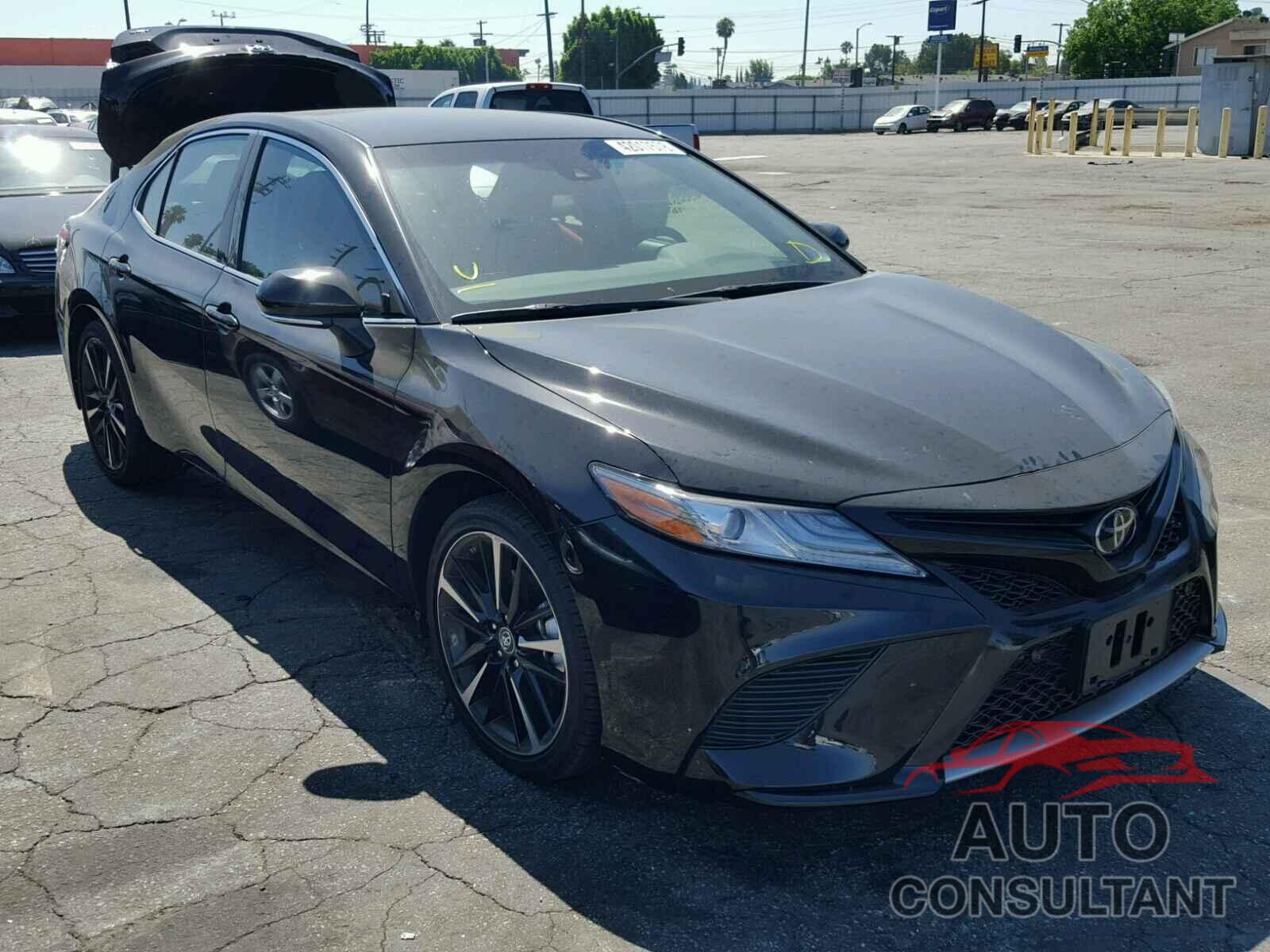 TOYOTA CAMRY 2018 - 4T1B61HK1JU105963