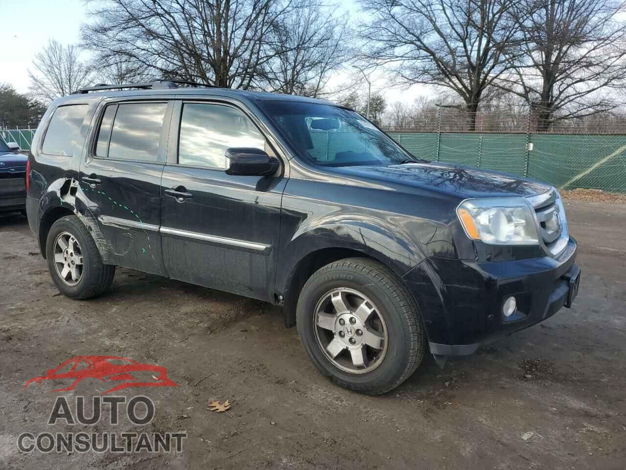 HONDA PILOT 2011 - 5FNYF4H90BB001925