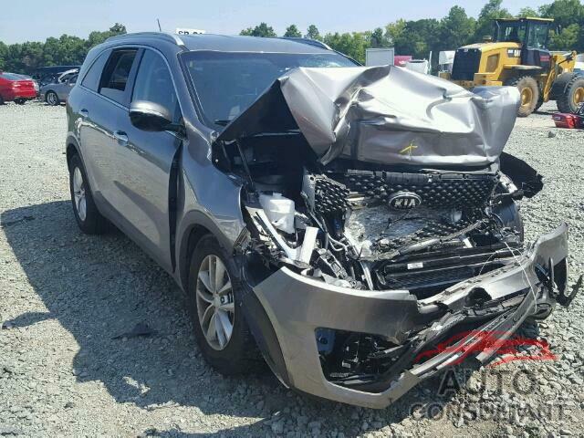 KIA SORENTO LX 2018 - 5XYPG4A56JG390772