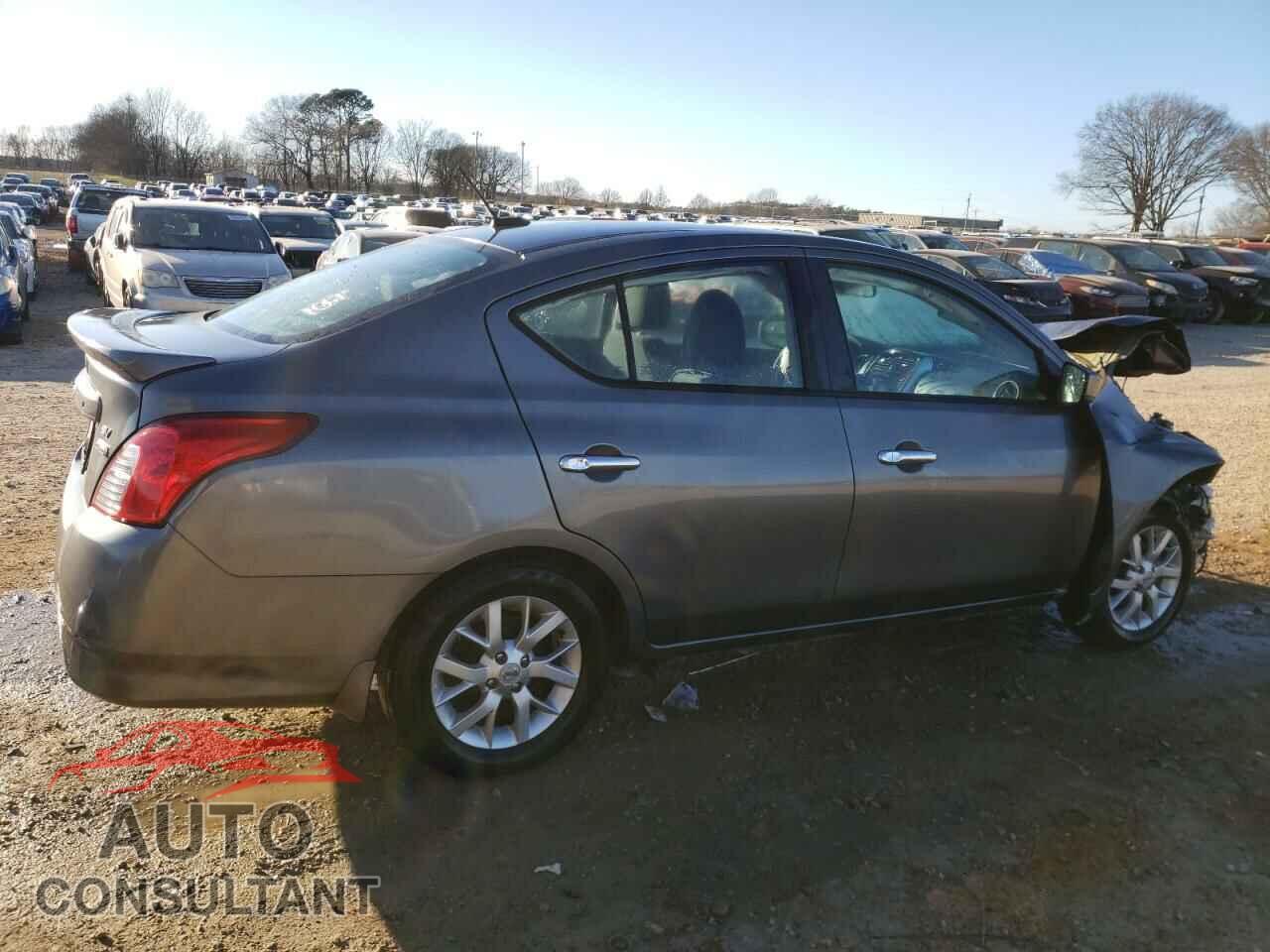 NISSAN VERSA 2017 - 3N1CN7AP3HL891356