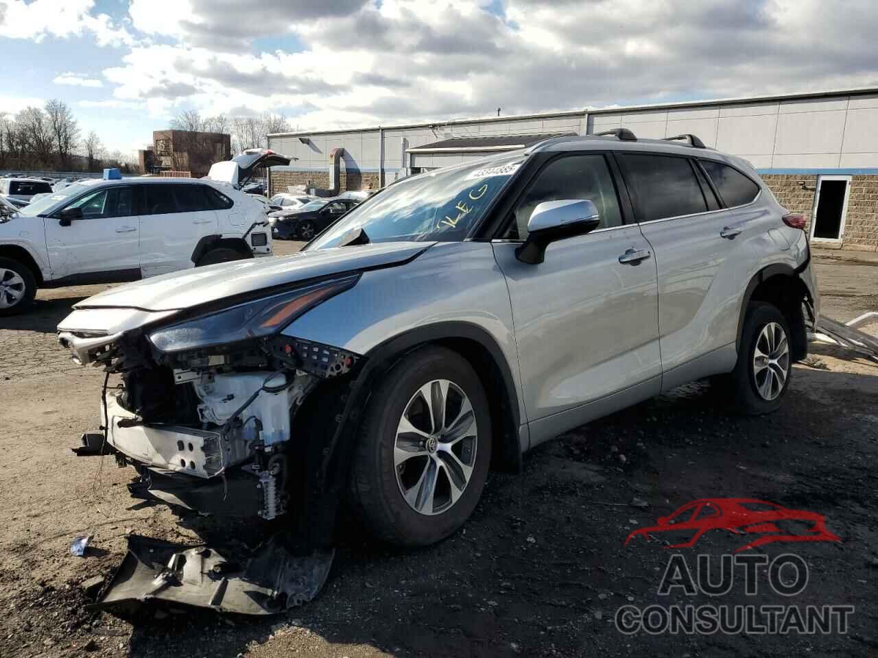 TOYOTA HIGHLANDER 2022 - 5TDHZRBH1NS584915