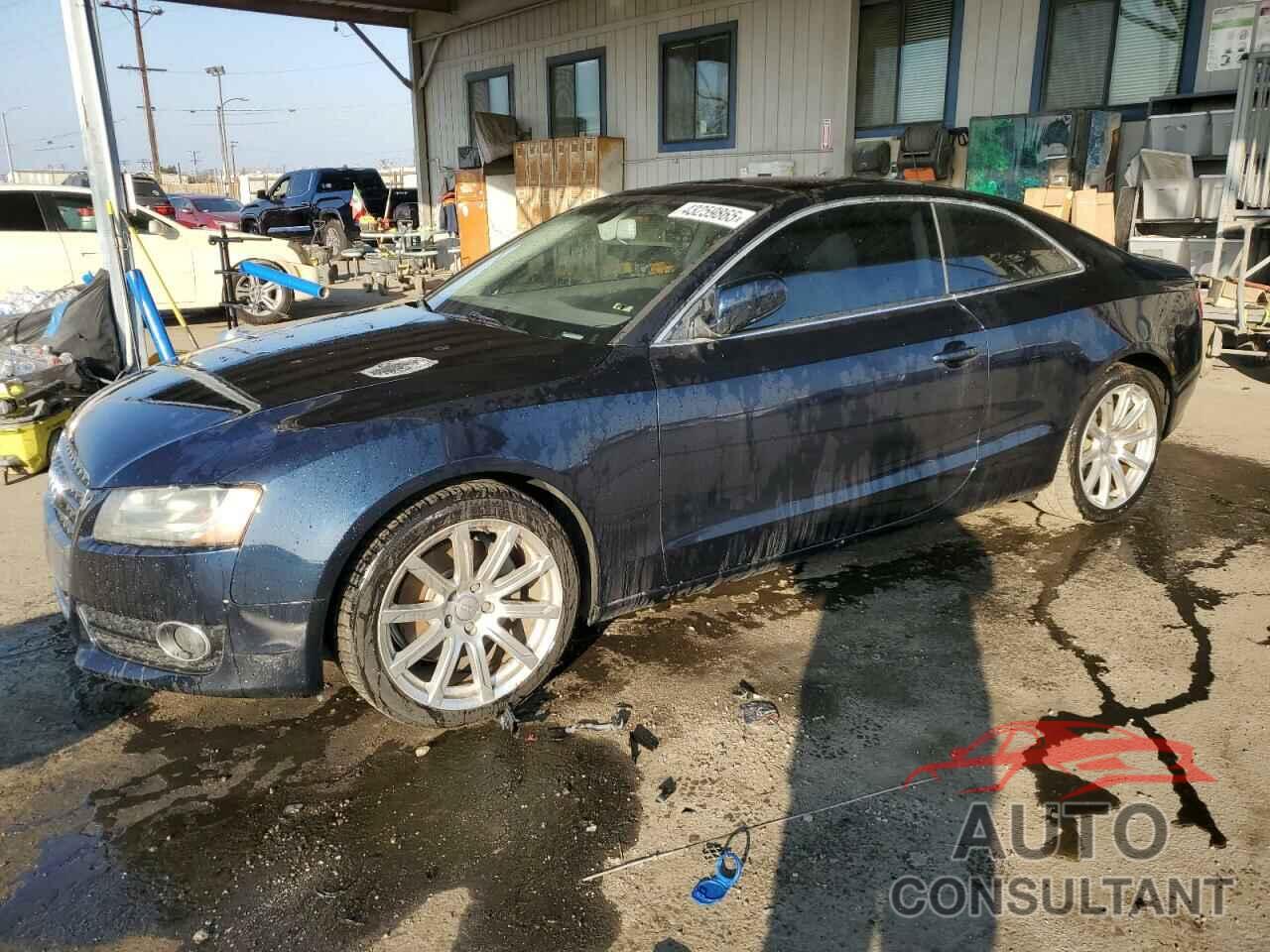 AUDI A5 2011 - WAULFAFR2BA030957
