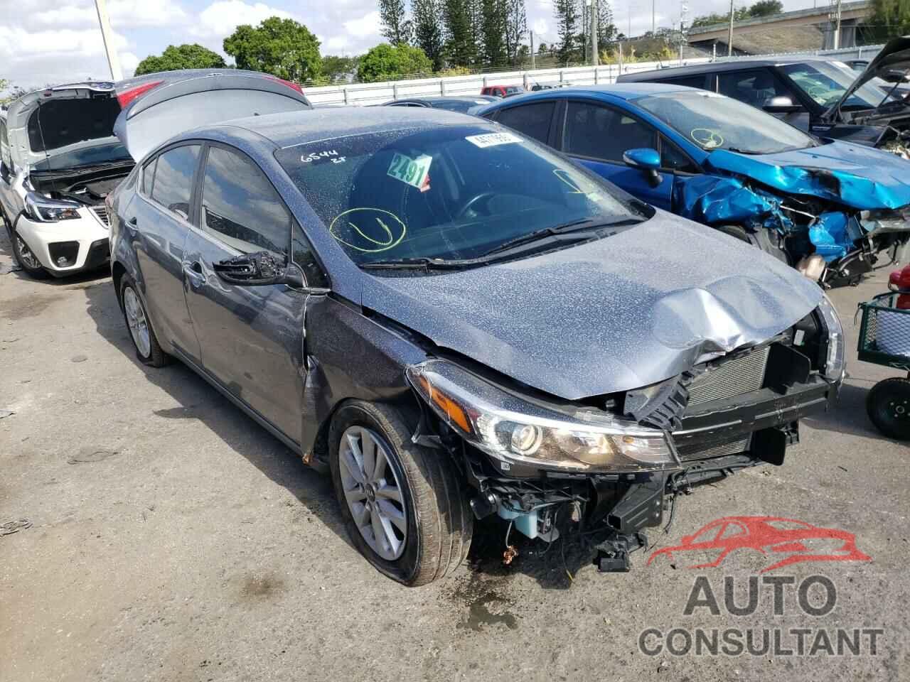 KIA FORTE 2017 - 3KPFL4A70HE126544