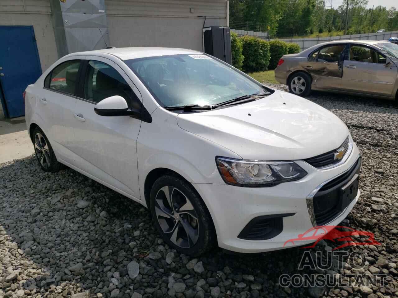 CHEVROLET SONIC 2017 - 1G1JF5SB7H4107154