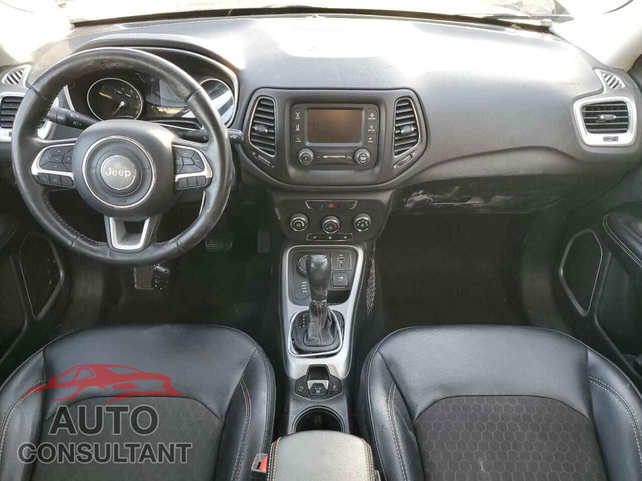 JEEP COMPASS 2018 - 3C4NJDBB6JT403767