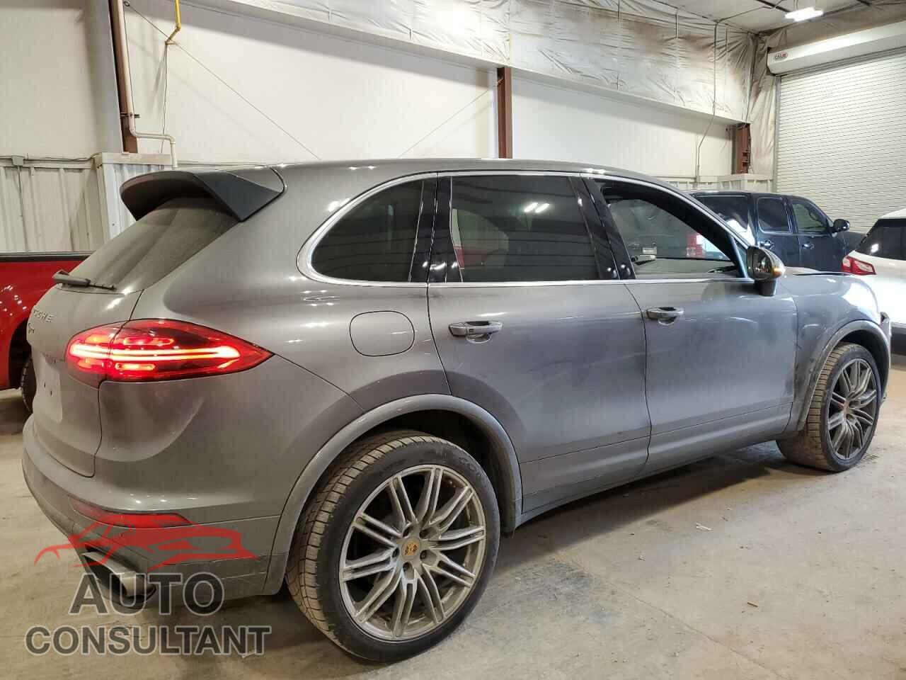 PORSCHE CAYENNE 2016 - WP1AA2A2XGKA37471