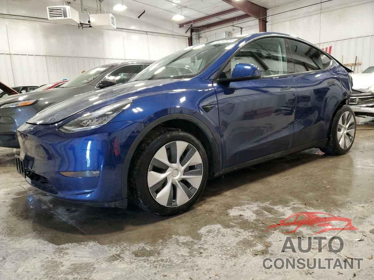 TESLA MODEL Y 2021 - 5YJYGDEE1MF077431