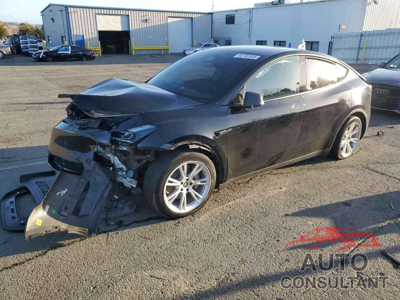 TESLA MODEL Y 2022 - 7SAYGAEE1NF562042