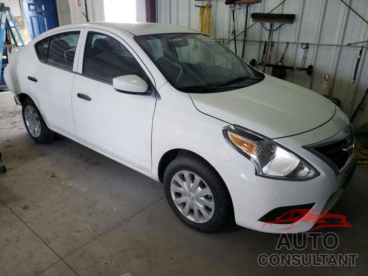 NISSAN VERSA 2018 - 3N1CN7AP3JL800625