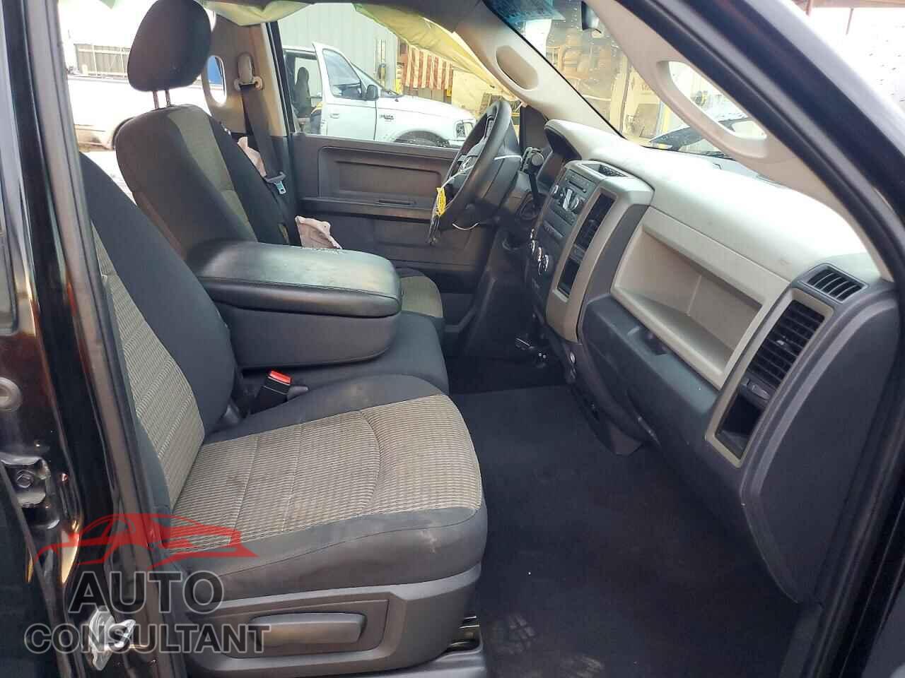 DODGE RAM 1500 2012 - 1C6RD7FT0CS226593