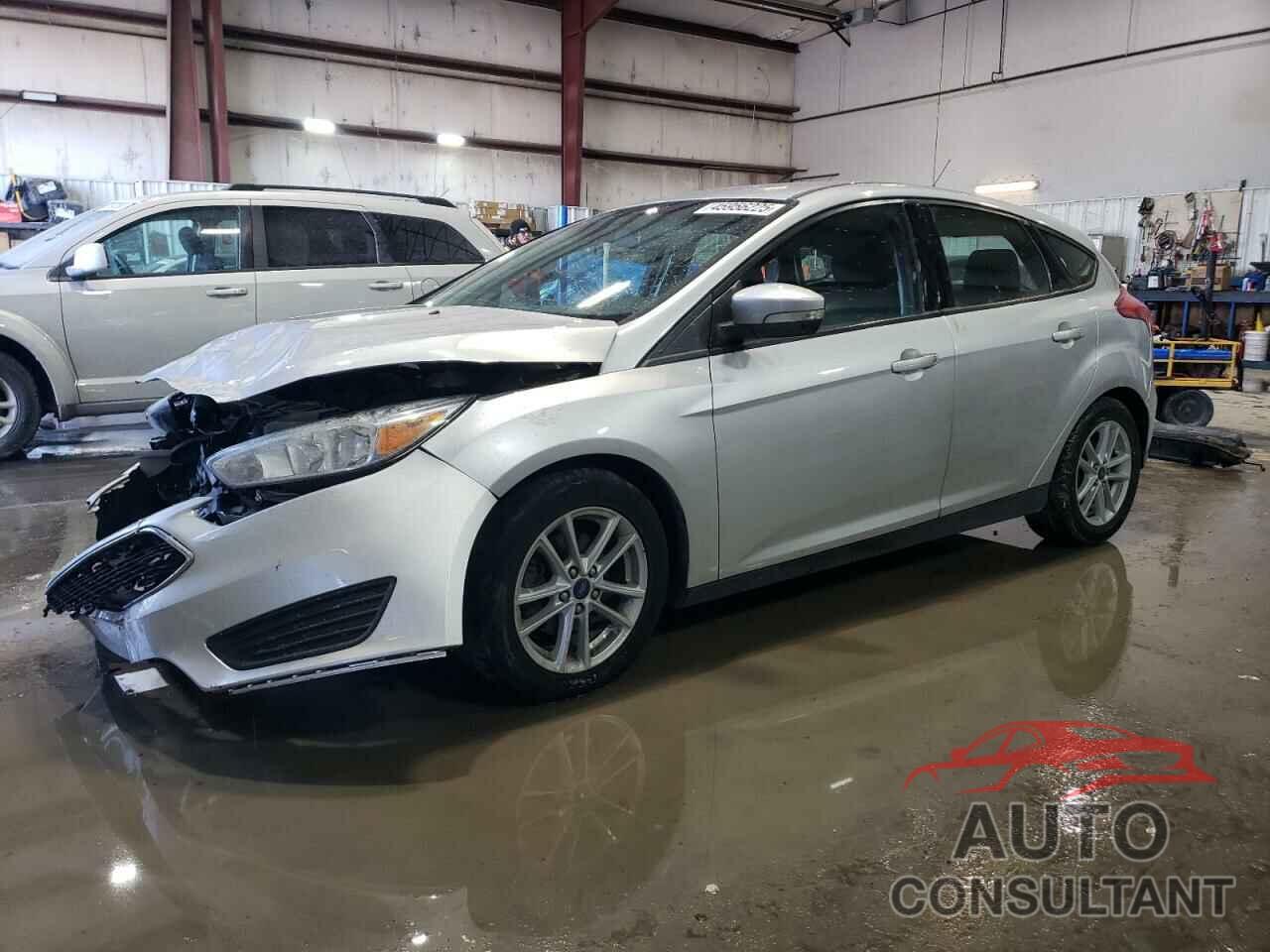 FORD FOCUS 2017 - 1FADP3K24HL298842
