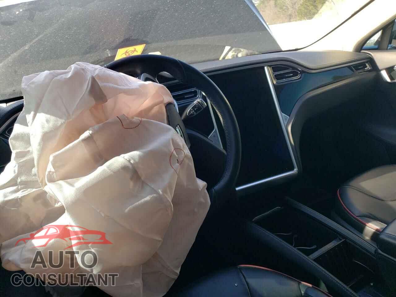 TESLA MODEL S 2013 - 5YJSA1DP8DFP05364
