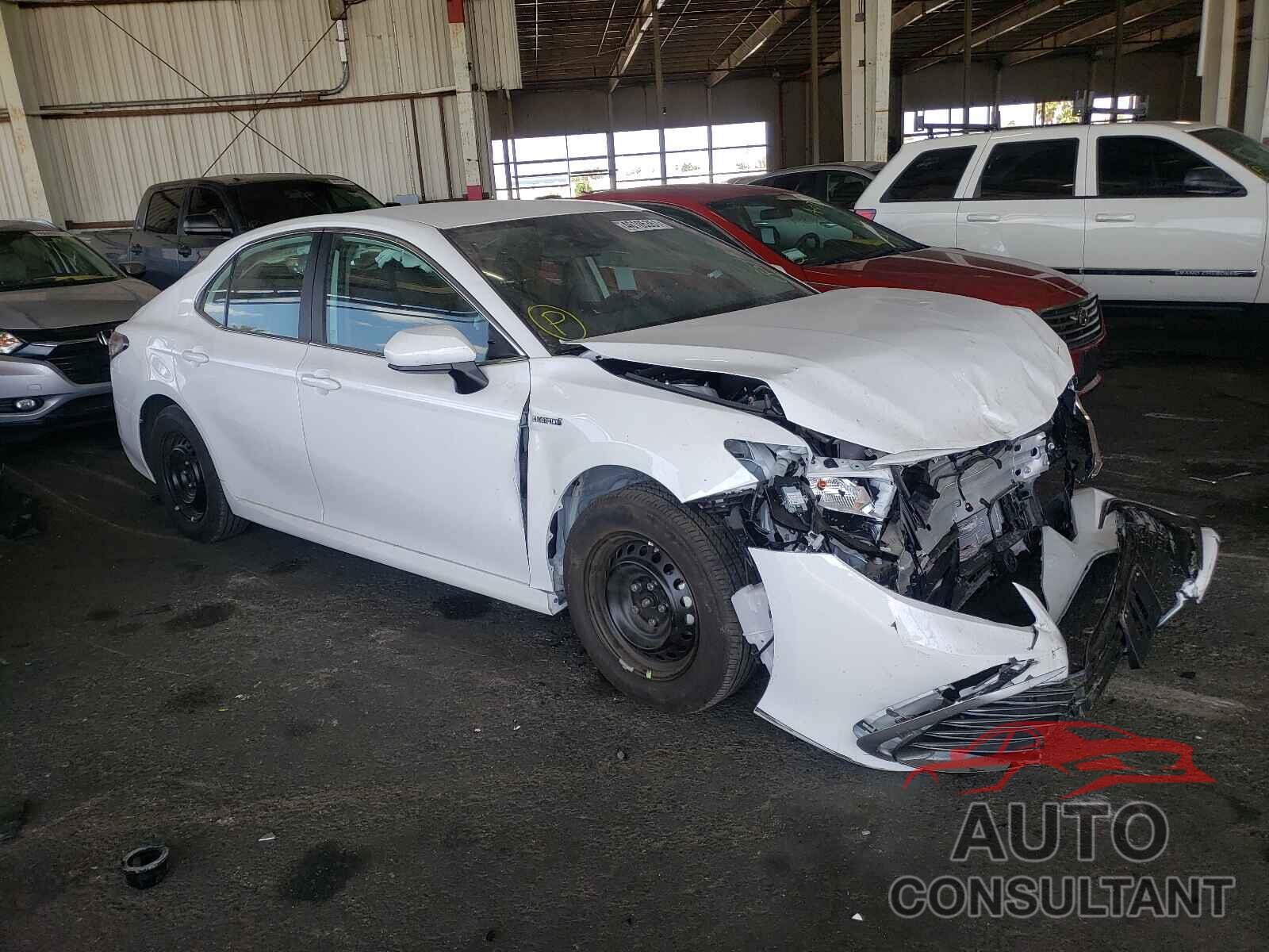 TOYOTA CAMRY 2021 - 4T1C31AK3MU549714