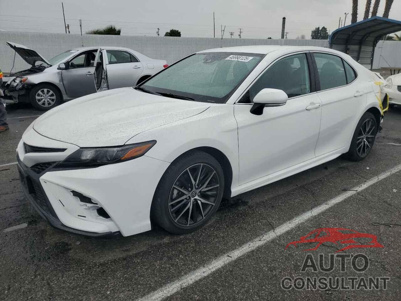 TOYOTA CAMRY 2022 - 4T1G11AK9NU074093