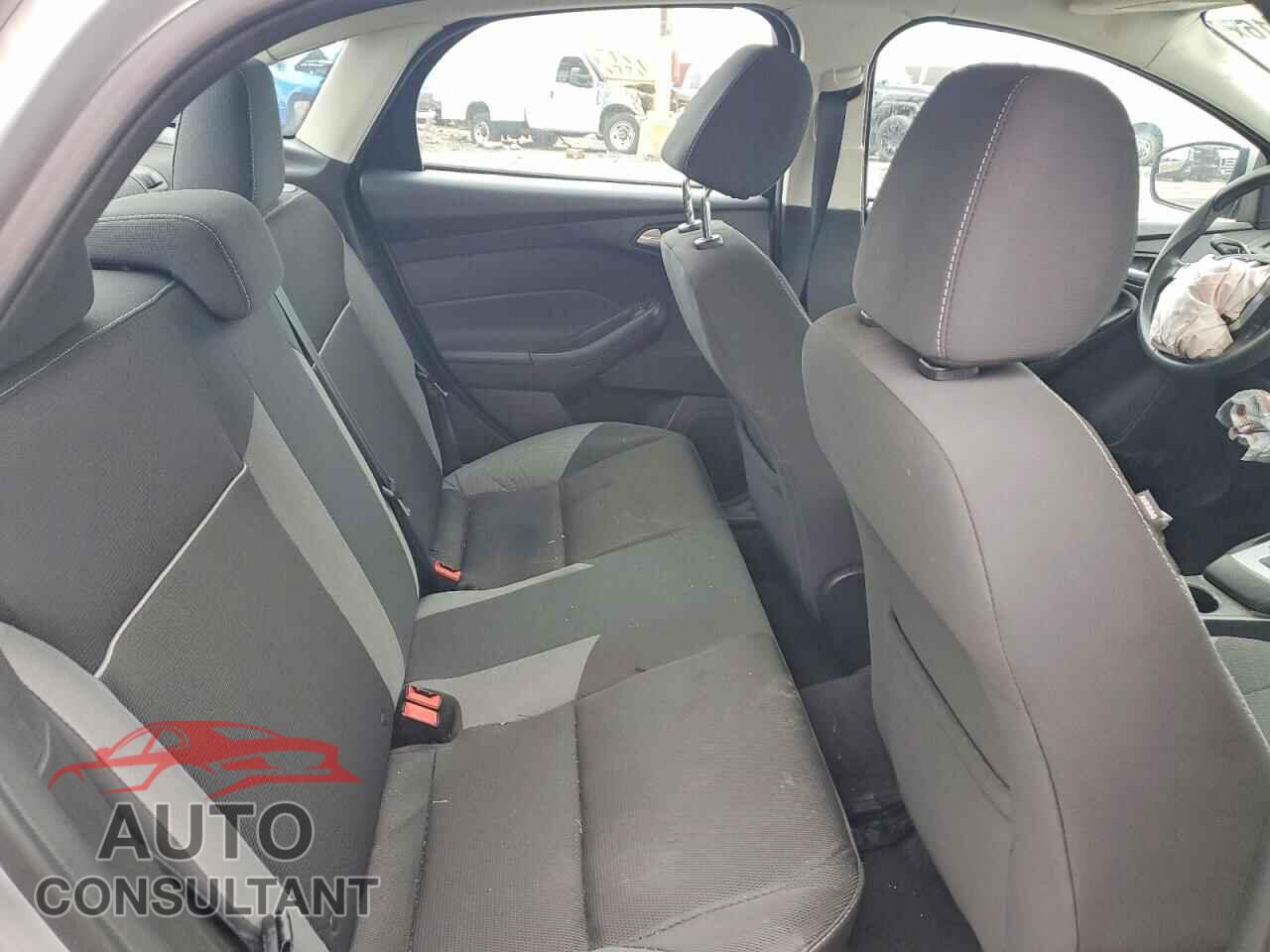 FORD FOCUS 2014 - 1FADP3F25EL217675